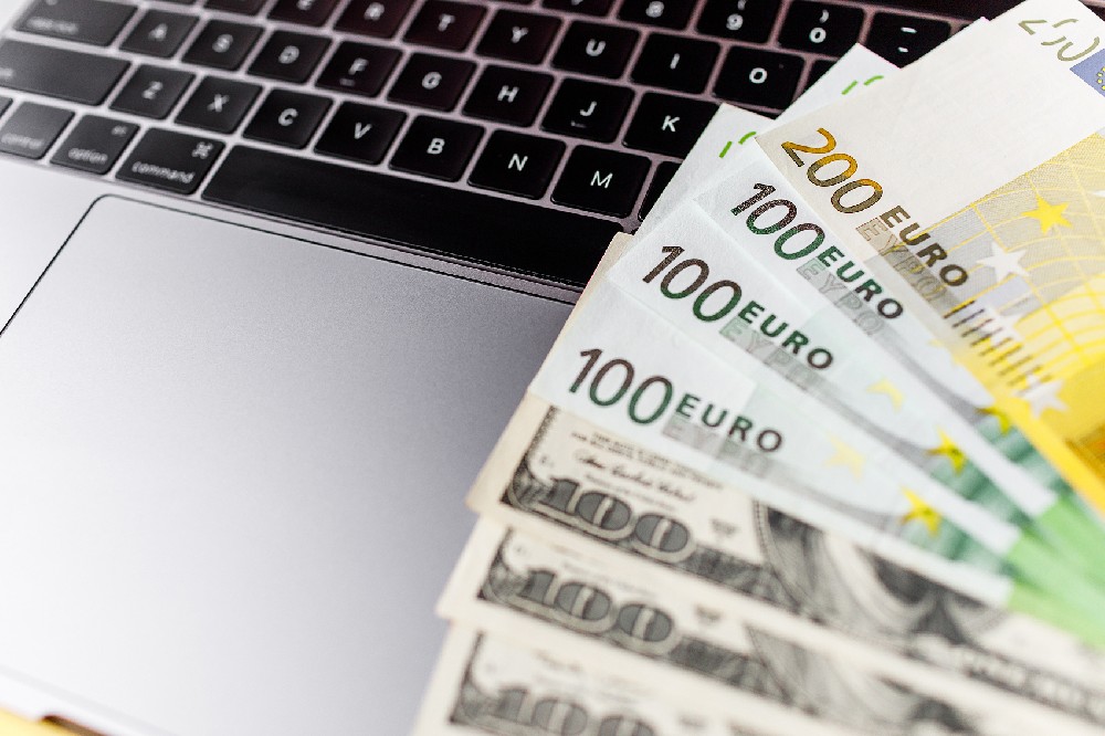 How to conduct forex trading ? Which forex trading platform is the best ?