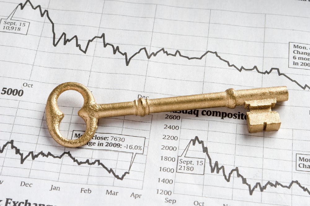 杠杆双刃剑：如何用“保证金”撬动大交易？警惕“爆仓”红线！